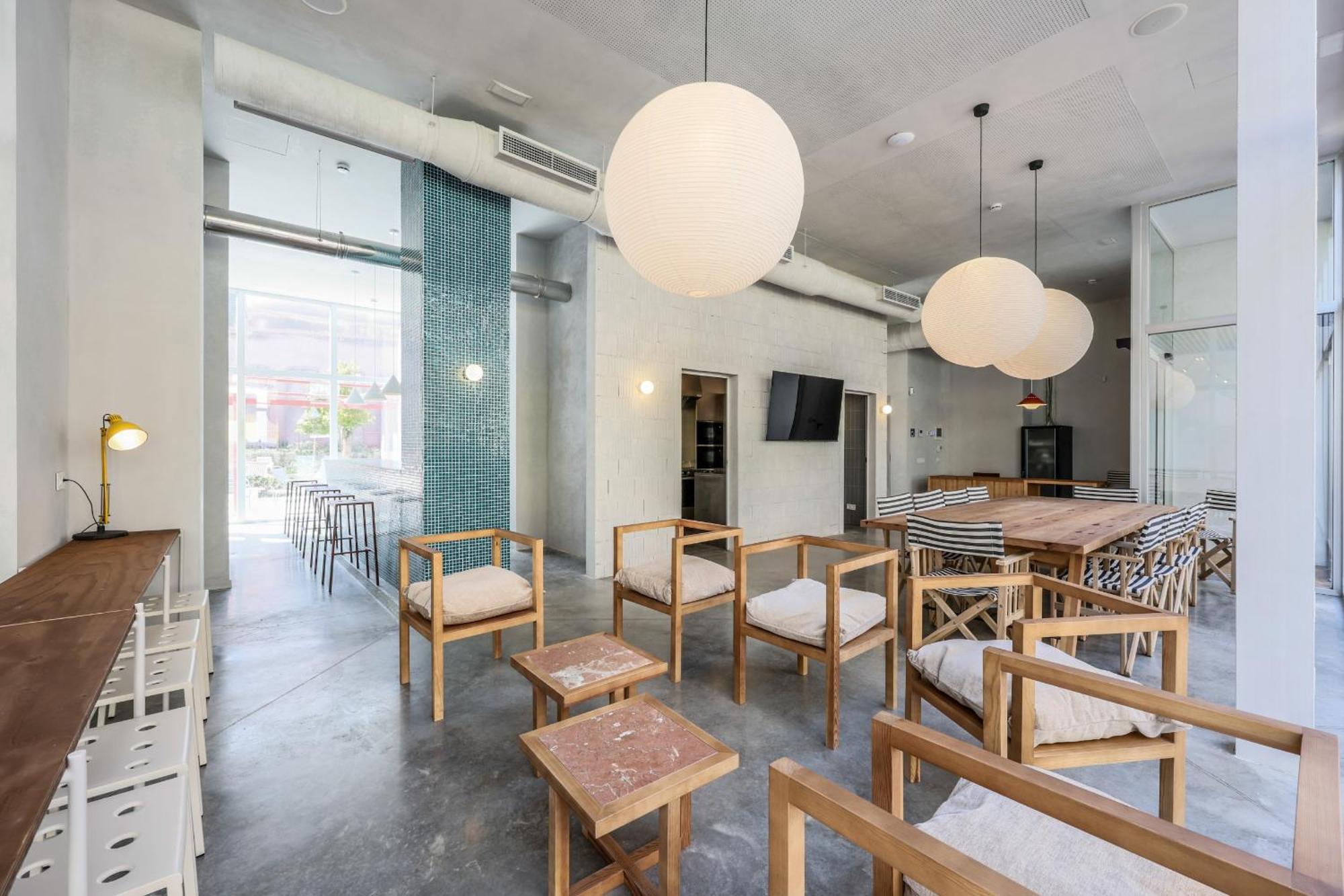 Madrid Live Coworking - Self Service - Exteriör bild